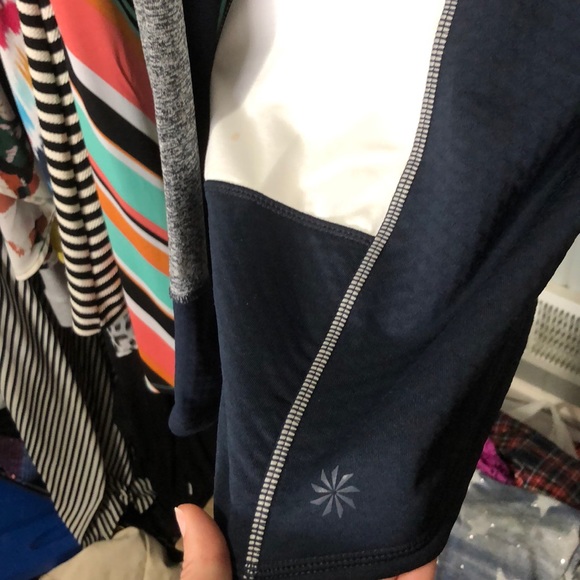 Athleta Navy blue half zip jacket size small - Picture 5 of 7